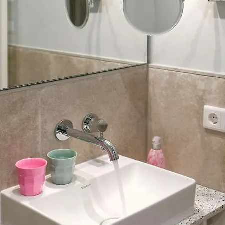 Toewerhus - Moewe Йюст